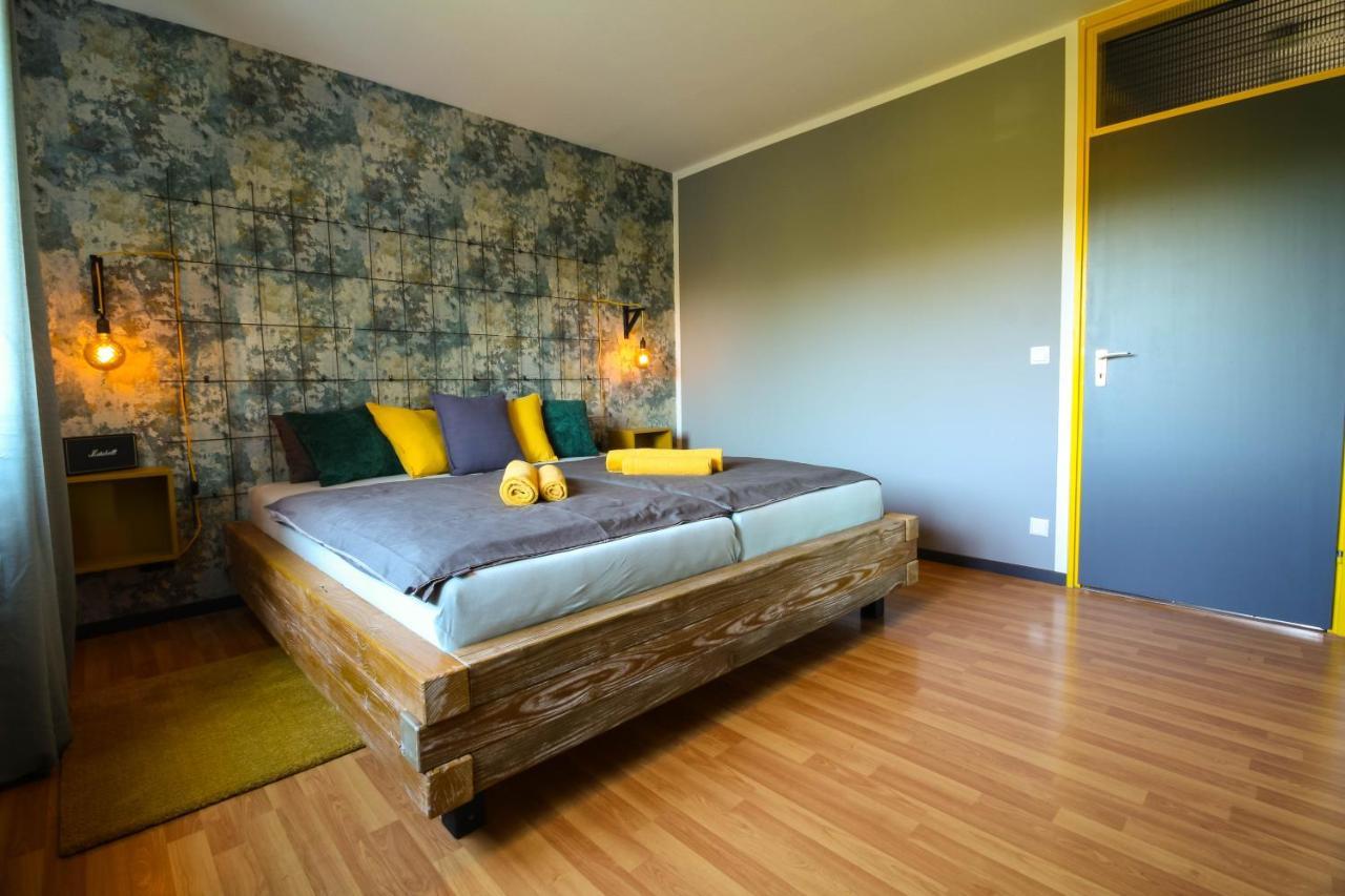 #Industryellow Karlsruhe Exterior photo